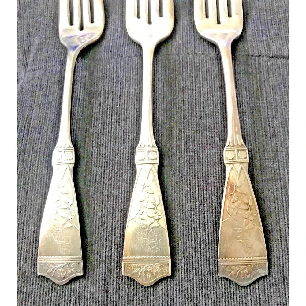 Reed & Barton Parisian‎ Flatware Silver Plate Pat 1887 Engraved Fork Set 3